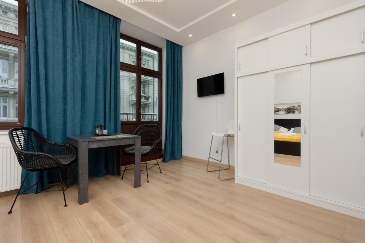 Apartment Piotrkowska Elegant By Renters