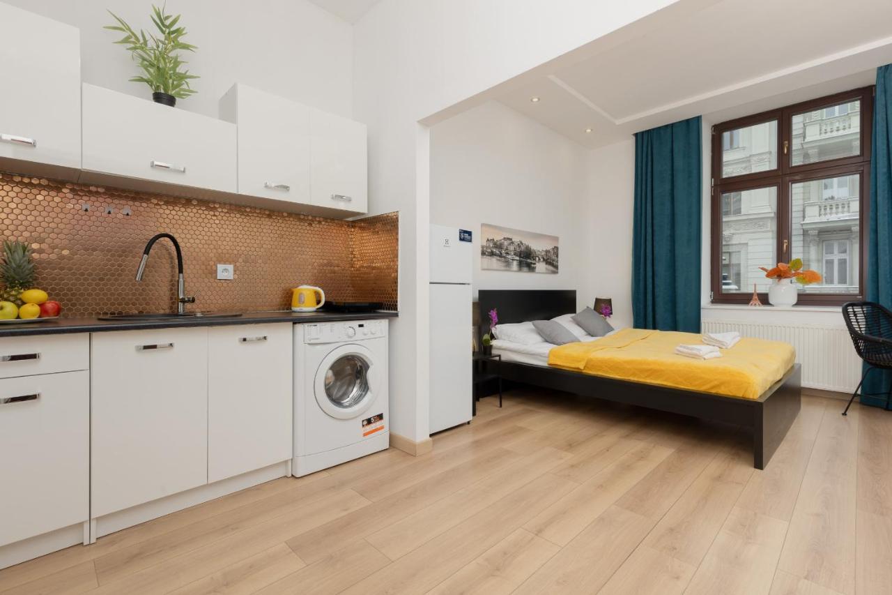 Apartment Piotrkowska Elegant By Renters