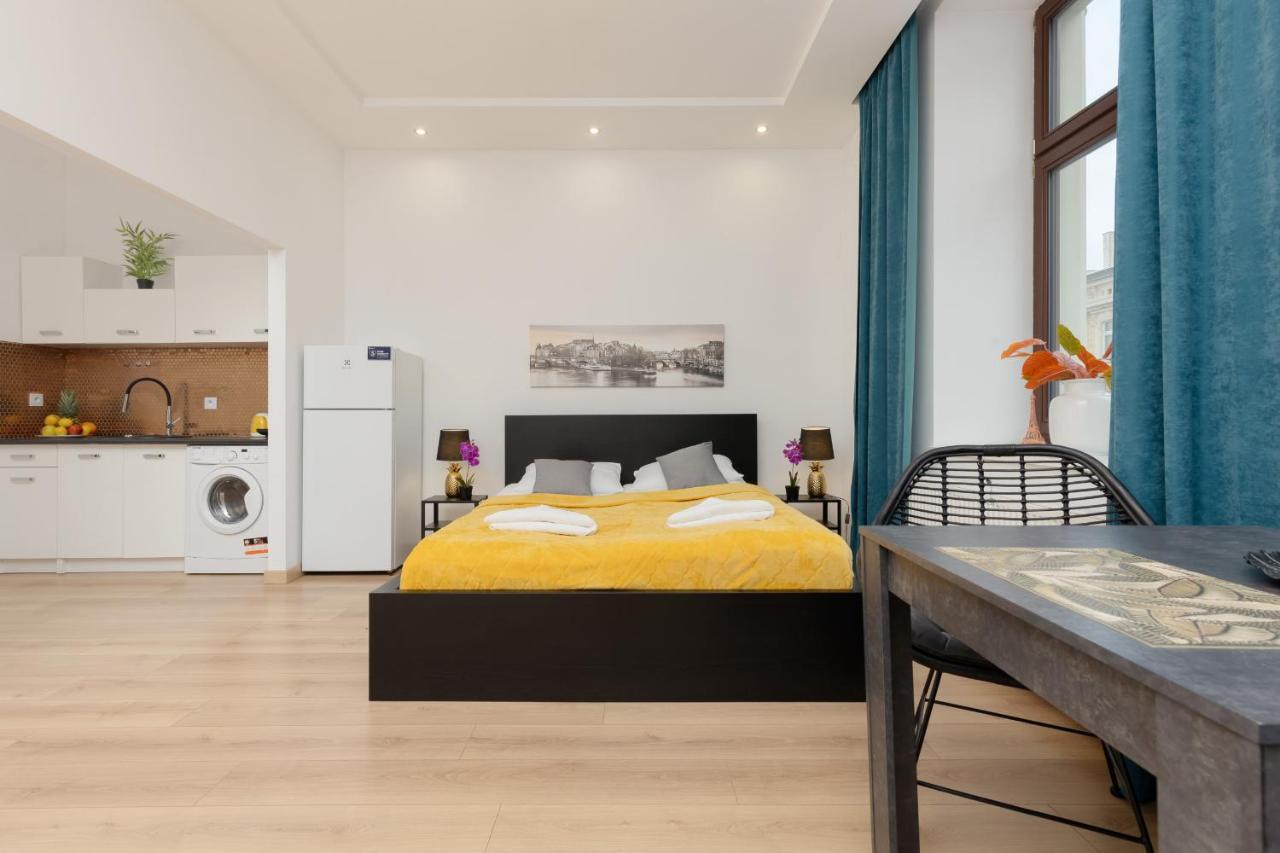 Piotrkowska Elegant By Renters *