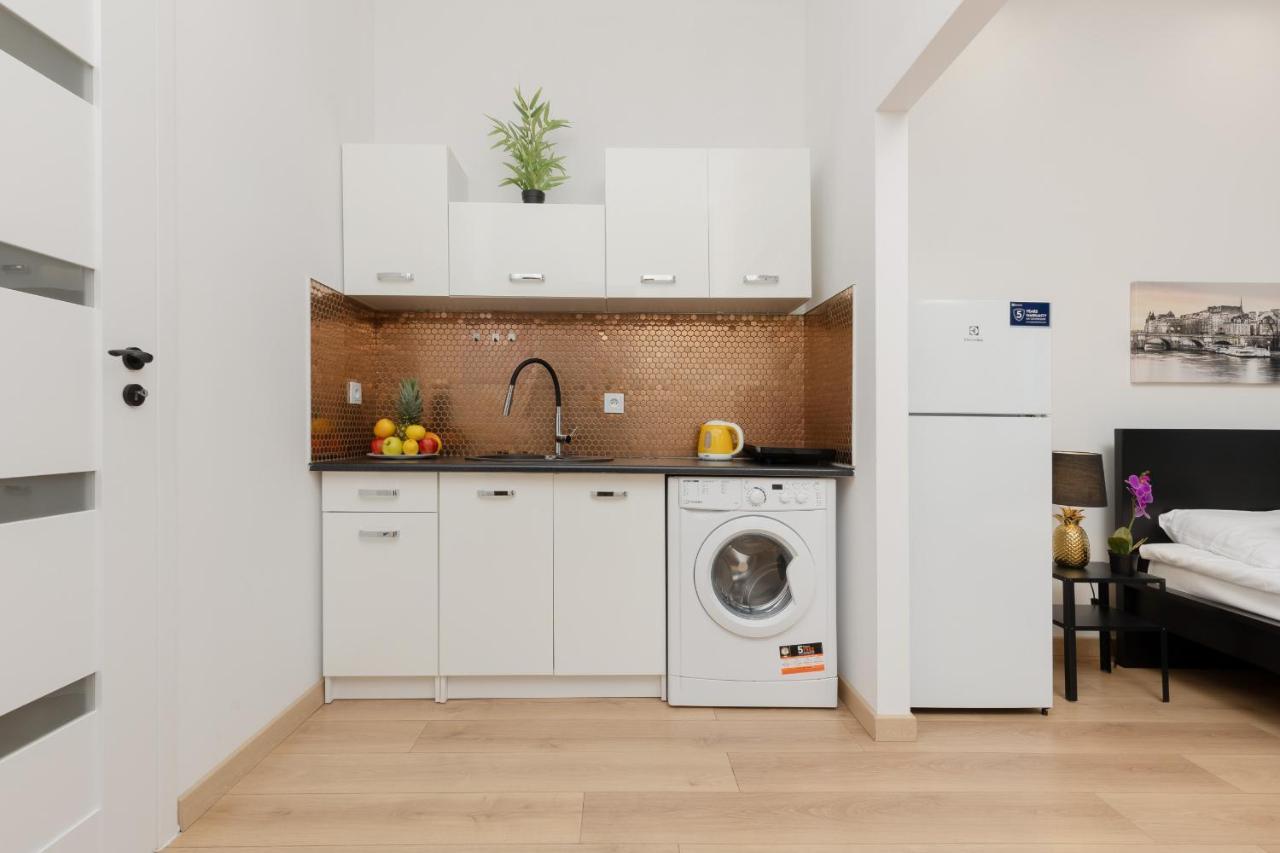 Apartment Piotrkowska Elegant By Renters